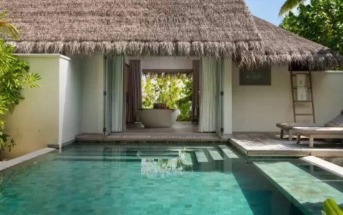 ONE BEDROOM BEACH POOL RESIDENCE POOL